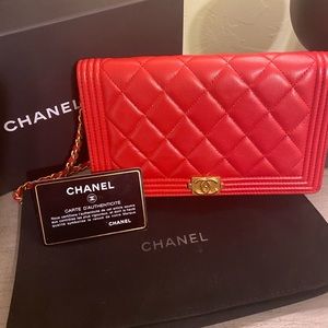 AUTHENTIC CHANEL WOC